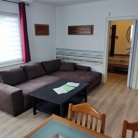 Ferienwohnung Suedstrandkrabbe Вилхелмсхафен Екстериор снимка